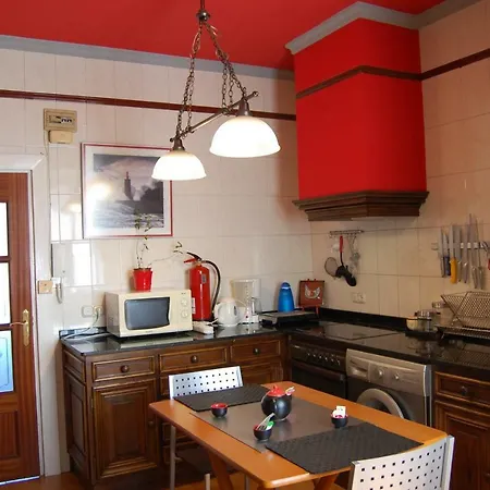 Apartamento ático Uría *